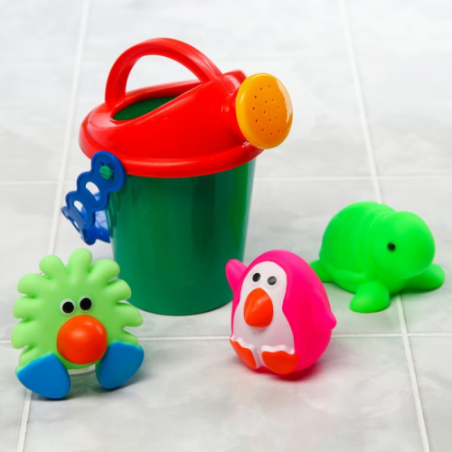 Набор игрушек для игры в ванне: лейка + 3 пвх игрушки, виды и цвет СЮРПРИЗ