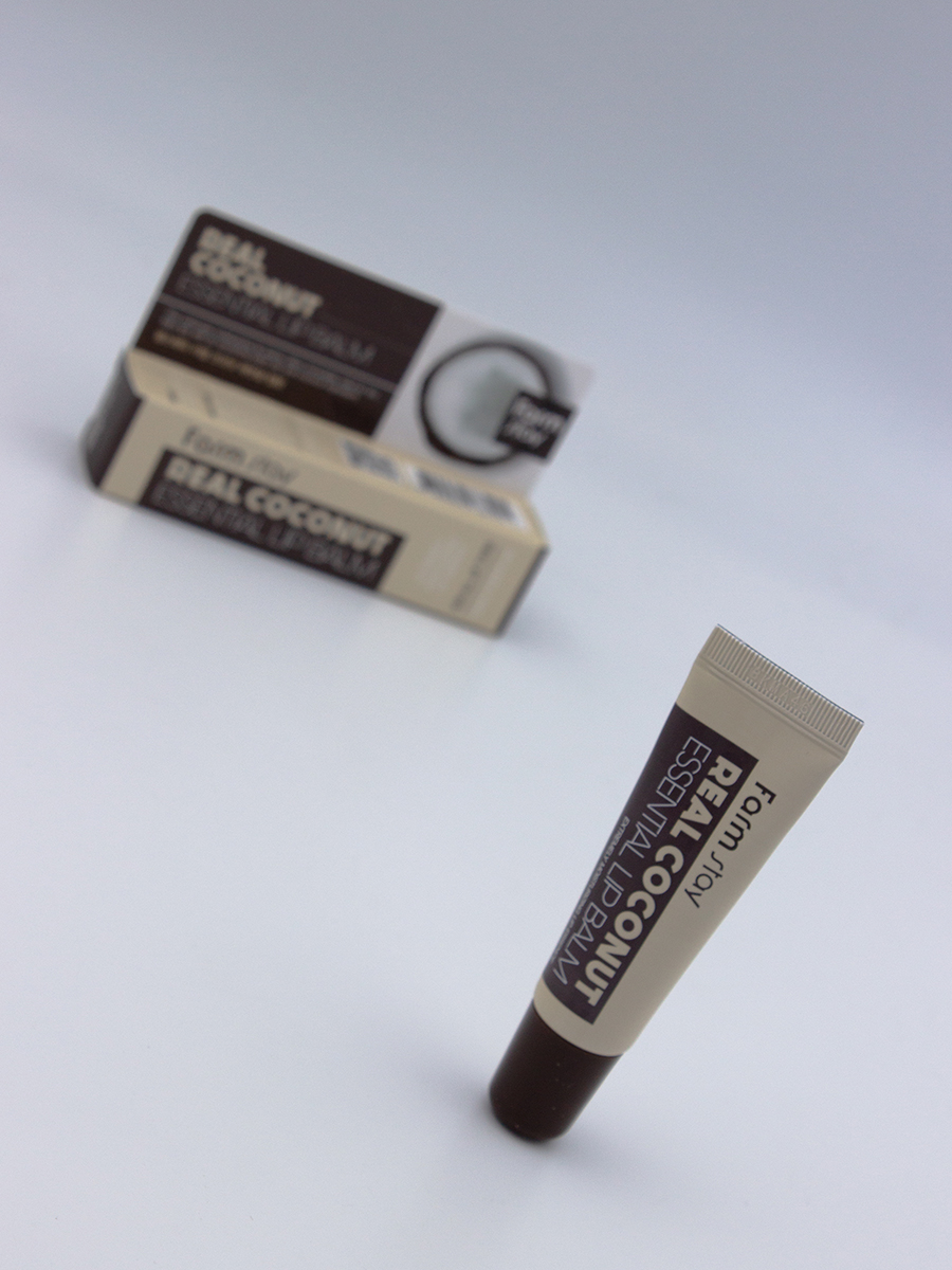 FARMSTAY - БАЛЬЗАМ ДЛЯ ГУБ С ЭКСТРАКТОМ КОКОСА REAL COCONUT ESSENTIAL LIP BALM, 10 ML