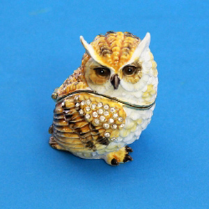 Птица с золотыми крыльями. Золотая сова. Золотая сова. Золотистая сова. Золотая сова.