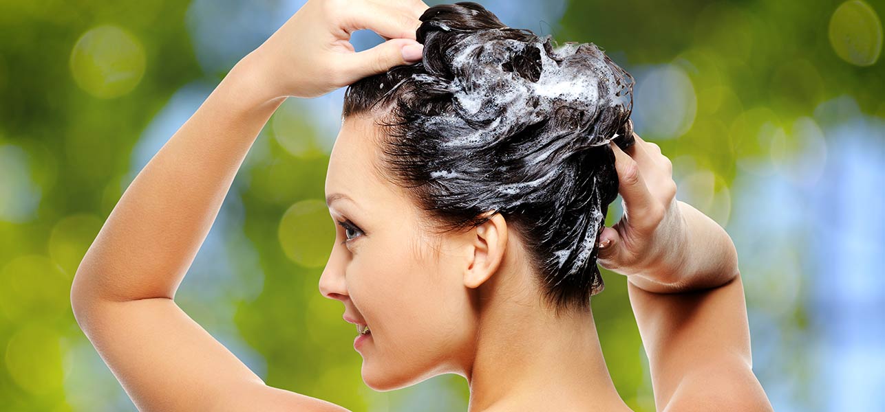 Сколько раз нужно намыливать волосы шампунем