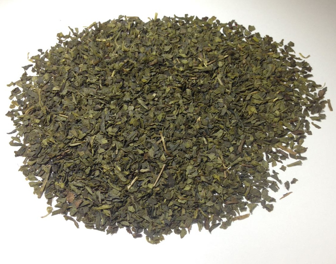 Купить такой чай. Вьетнам листовой зеленый чай. Чай зеленый среднелистовой. Чай Чаинка среднелистовой. Зеленый чай - Чжэнь ЛО (зеленая спираль).