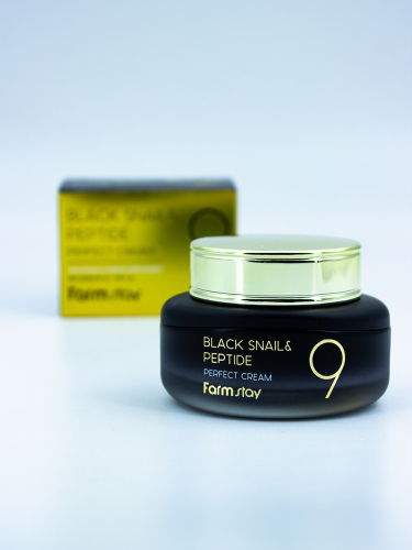 FARMSTAY - КРЕМ ДЛЯ ЛИЦА ОМОЛАЖИВАЮЩИЙ С МУЦИОМ ЧЕРНОЙ УЛИТКИ BLACK SNAIL & PEPTIDE9 PERFECT CREAM, 55 ML