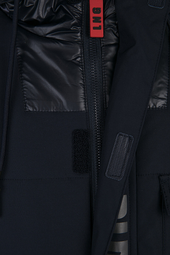 Куртка #798141Верх: 100% Полиэстер; Покрытие: 100% Полиуретан; Подкладка: 100% Полиэстер; Наполнитель: 100% Полиэстер, 250 г/м2Тёмно-синий