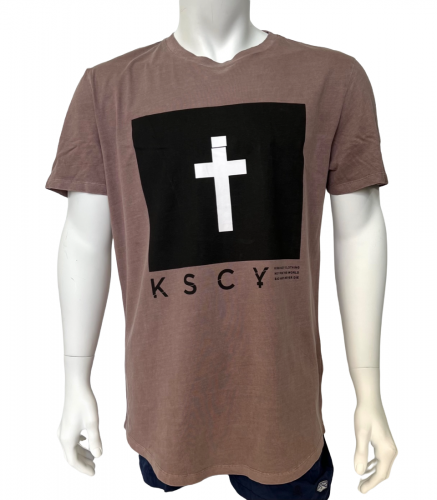 Коричневая мужская футболка KSCY с черными надписями и крестом на груди  №603