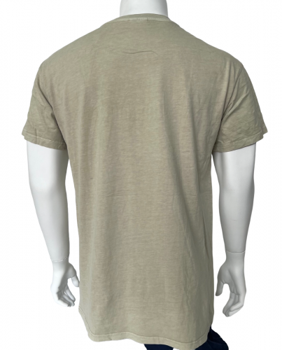 Песочная мужская футболка NOMADIC с черной надписью на груди  №597