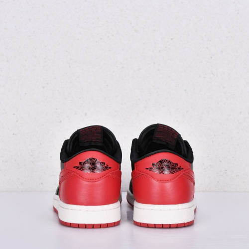 Кроссовки Nike Air Jordan 1 Low Red арт 5527-2