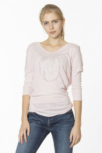 Нежно розовый пуловер с принтом из страз - Comma