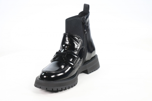 928357/08-02 черный иск.кожа лак/текстиль детские (для девочек) ботинки (О-З 2022)
