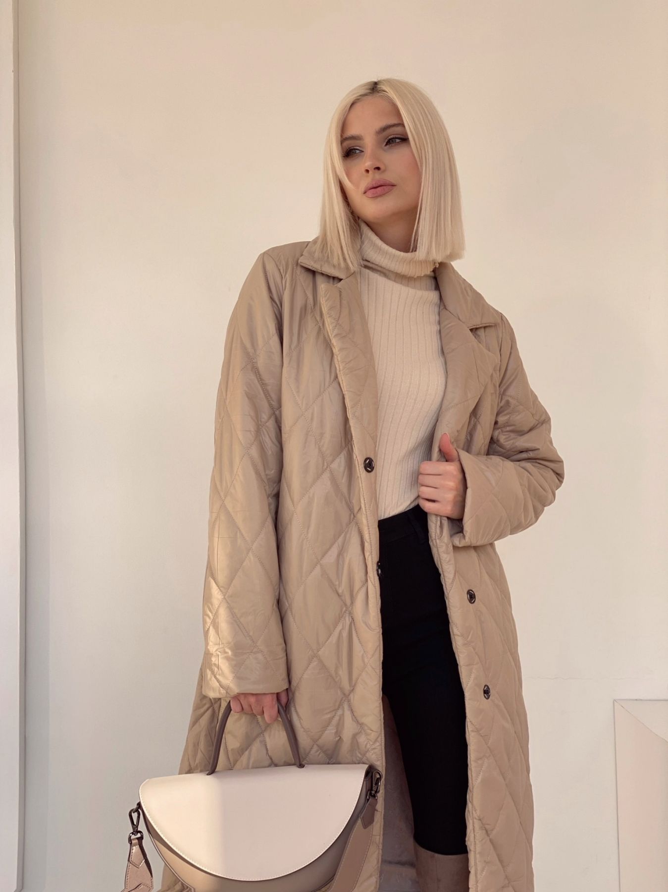 4884 Стеганое демисезонное пальто