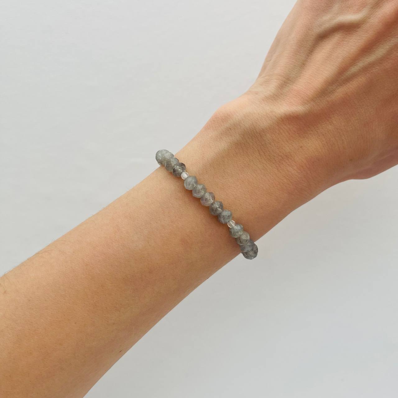 Радуга Самоцветов Браслет из Лабрадора и Лунного камня огранка (Мадагаскар/Индия)