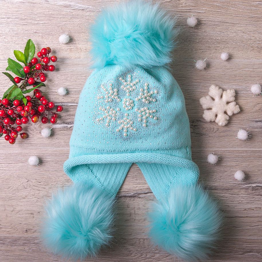 комплект - "шапка,снуд,варежки" александра. шапка и снуд для девочки с помпоном. шапка roxy детская. шапка с завязками для девочки. бирюзовые детские шапки и шарфы roxy.