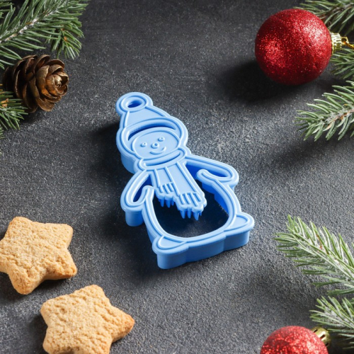 Форма для печенья «Снеговик», вырубка, штамп, 9,5×5,5 см, цвет голубой