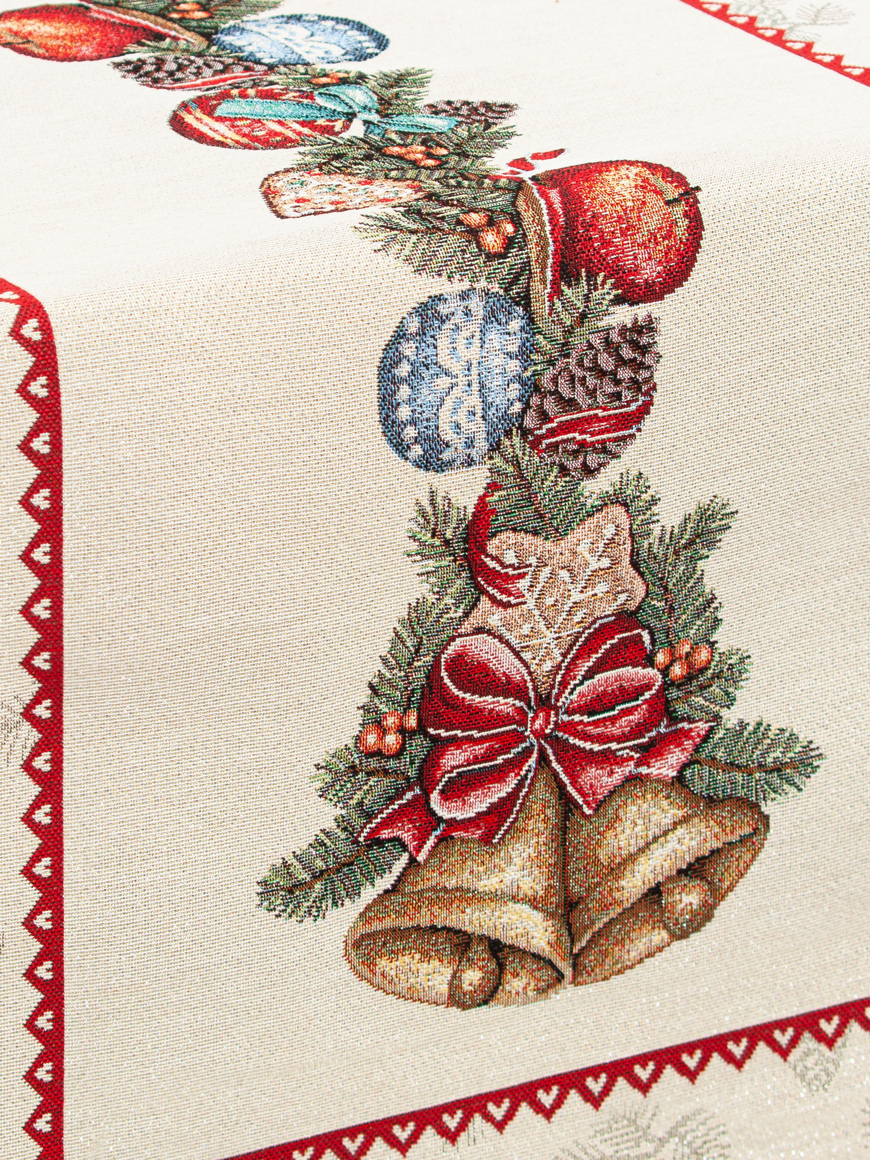 Еловые ветки Салфетка 44х140 см 01101