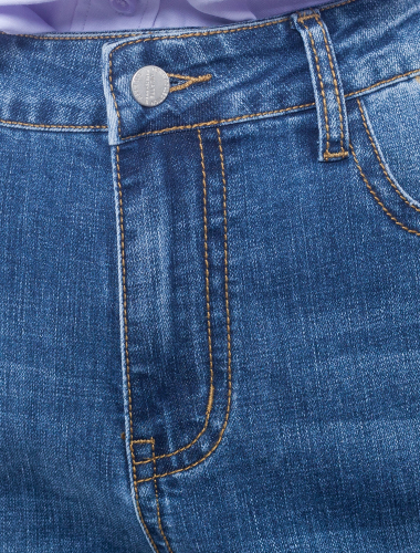 Ст.цена 2250 руб. Свободные укороченные джинсы из супер эластичного денима_синий