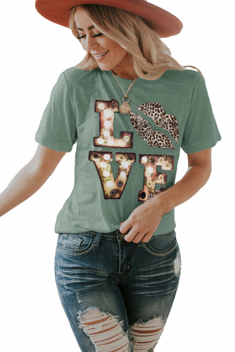 Зеленая футболка с леопардовой надписью: Love