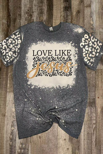 Серая футболка с леопардовым принтом и надписью: Love like Jesus
