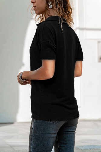 Черная однотонная футболка-поло с V-образным вырезом