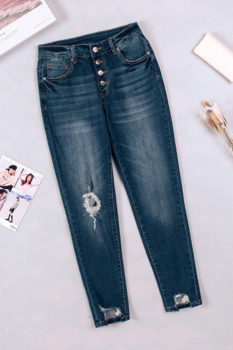 Синие джинсы-скинни на пуговицах с потертостями и разрезами
