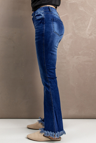 Синие потертые джинсы-клеш с необработанным краями и высокой талией