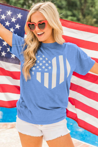 Голубая свободная футболка с принтом американского флага в форме сердца