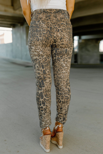 Леопардовые облегающие джинсы с высокой посадкой и разрезами