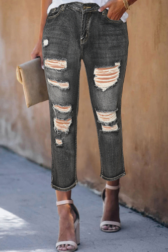 Темно-серые укороченные джинсы с потертостями и разрезами