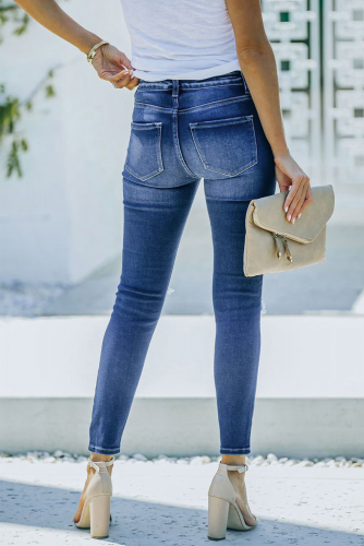 Синие потертые облегающие джинсы с высокой посадкой и дырками на коленях