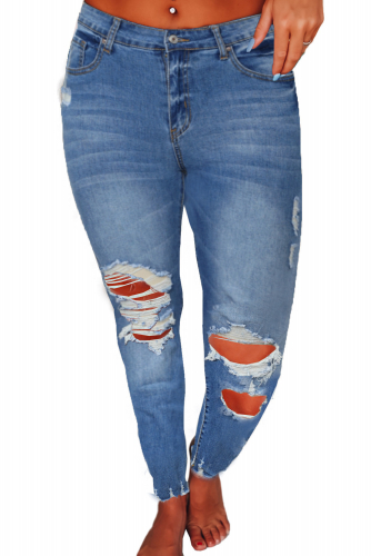 Голубые потертые облегающие джинсы с дырками на коленях
