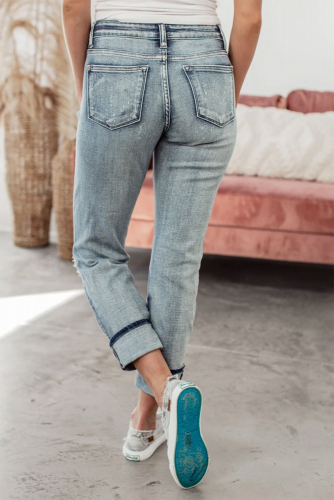 Серо-голубые рваные прямые джинсы
