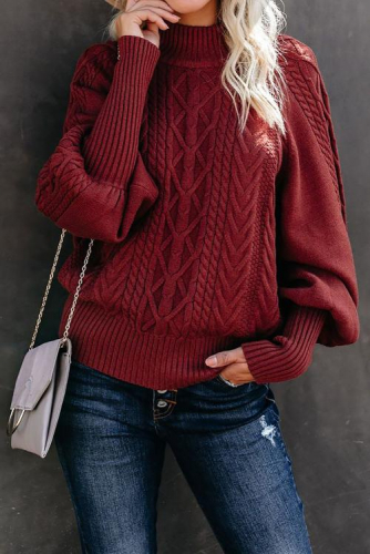 Бордовый свитер с объемными рукавами реглан и рельефным вязаным узором