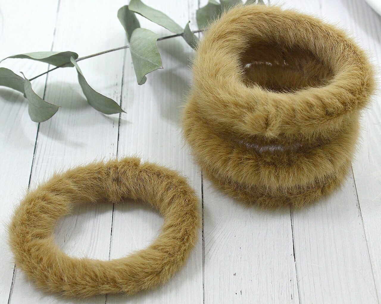 Меховая резинка для волос F1069790729