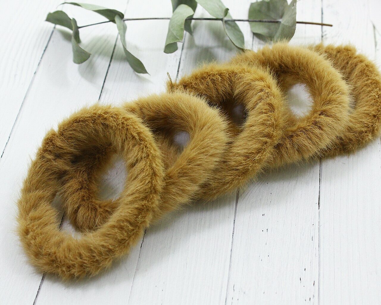 Меховая резинка для волос F1069790729