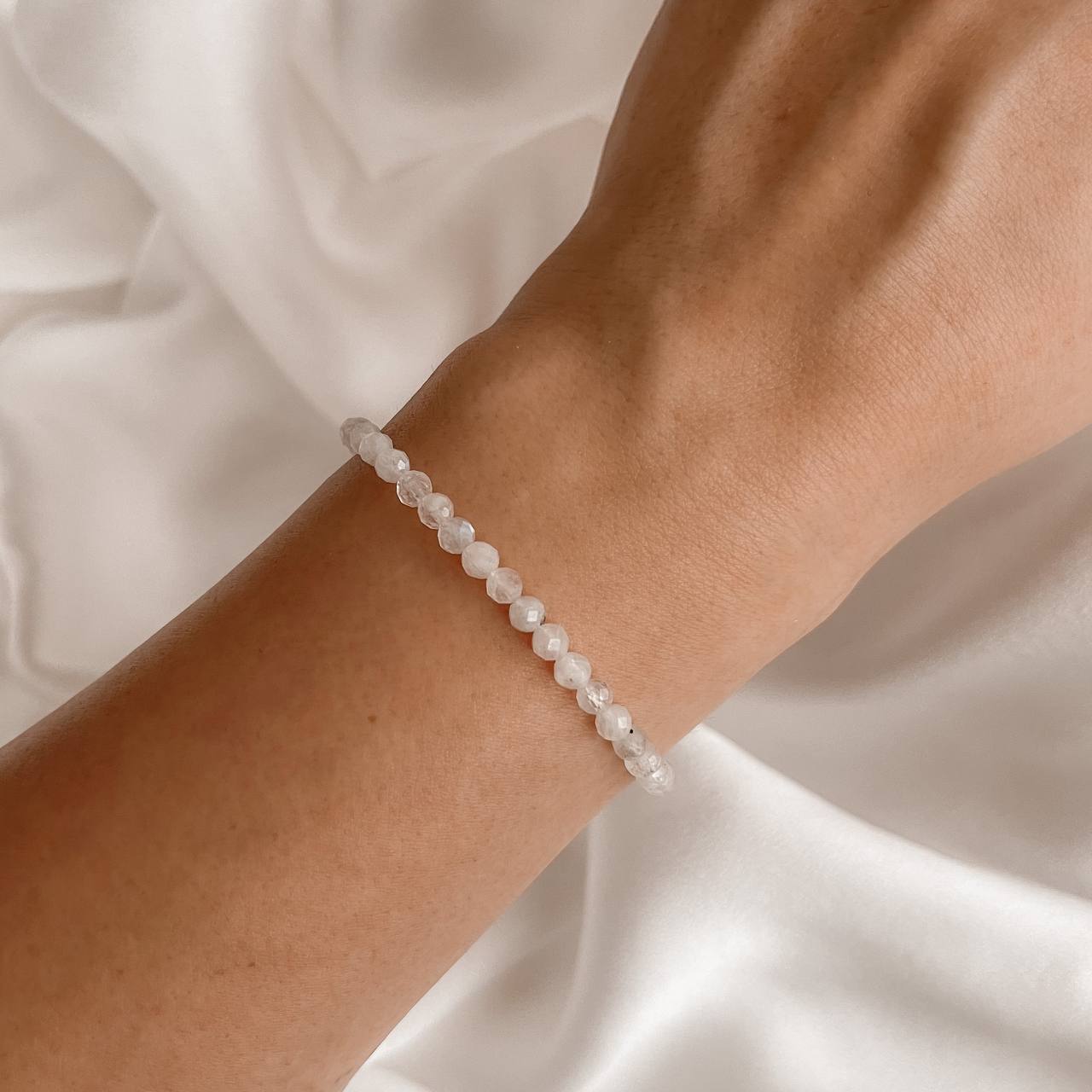 Радуга Самоцветов Браслет из Лунного камня