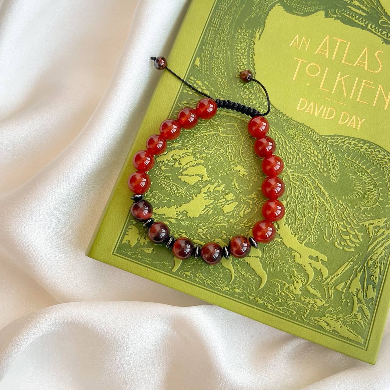 Радуга Самоцветов Браслет регулируемый из Сердолика и Бычьего глаза