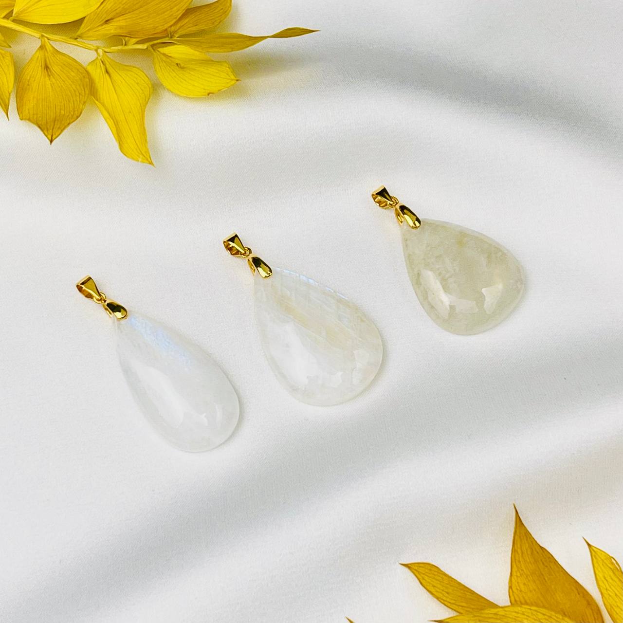 Радуга Самоцветов Кулон из Лунного камня