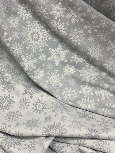 Счастливого нового года Крупные снежинки серебро Ткань 280 см 01586