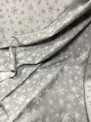 Снежинки серебро Ткань 280 см 01586