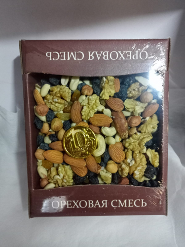 Ореховый смесь орехи+сухофрукты  (коробка) 500 грамм