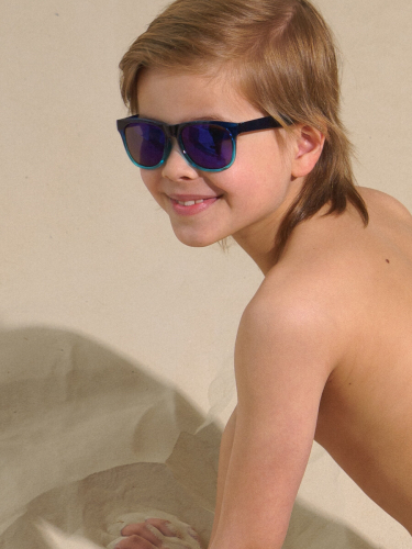 321 р 337 р  Солнцезащитные очки для детей