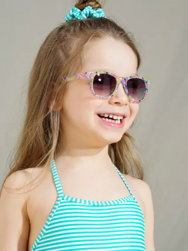 321 р.  337 р.  Солнцезащитные очки для детей