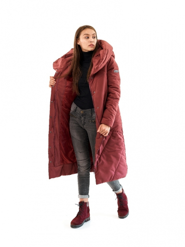 Пальто женское зимнее бордо