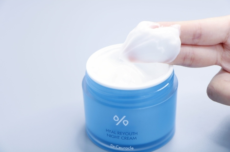 DR.CEURACLE / Увлажняющий ночной крем Hyal Reyouth Night Cream 60 мл.