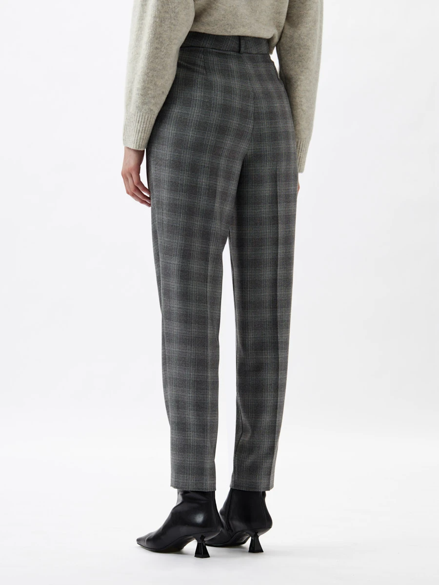 Ст.цена 1490р Брюки с защипами Темно-серый 15.866.0383.103.1