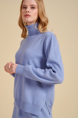свитер женский голубой А1749