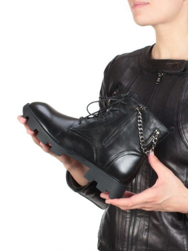 01-CYL94-1 BLACK Ботинки демисезонные женские (натуральная кожа, байка)