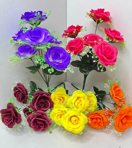 Цветы искусственные декоративные Букет розы + зелень (6 бутонов) 43 см