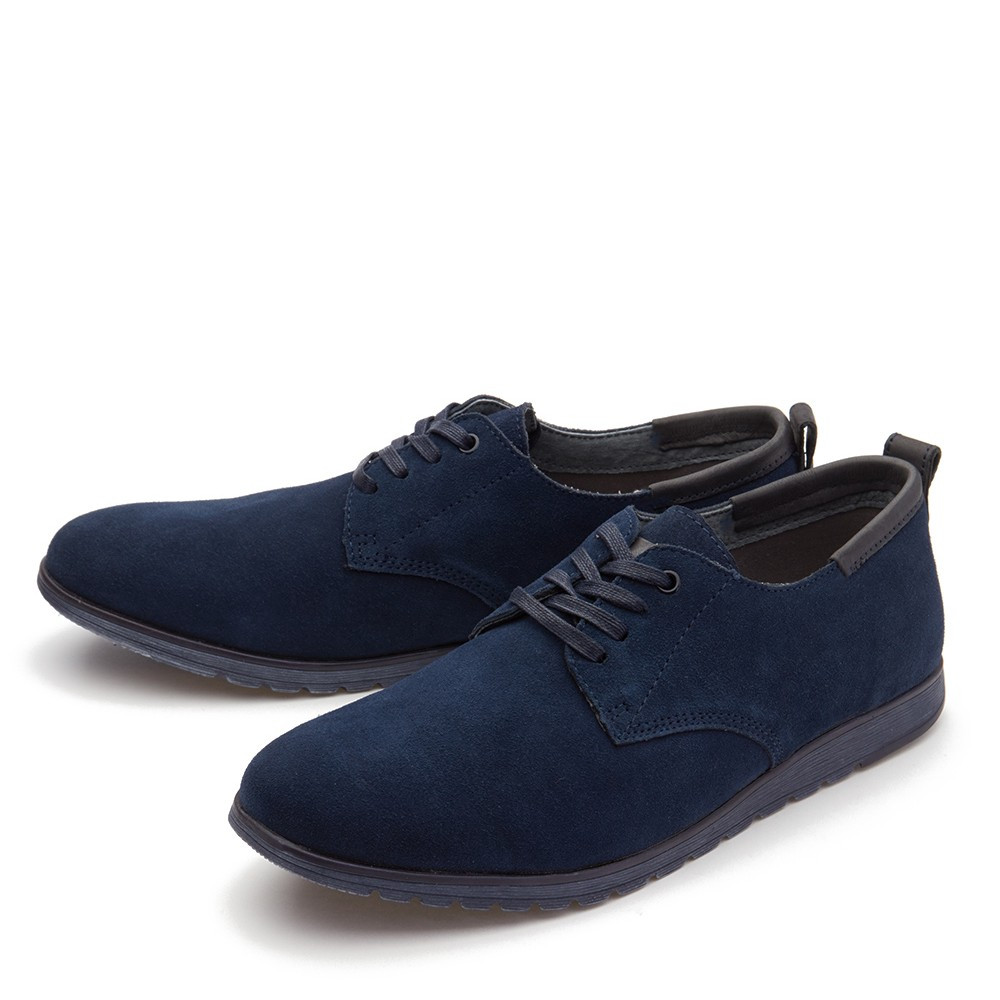 Синяя мужская обувь