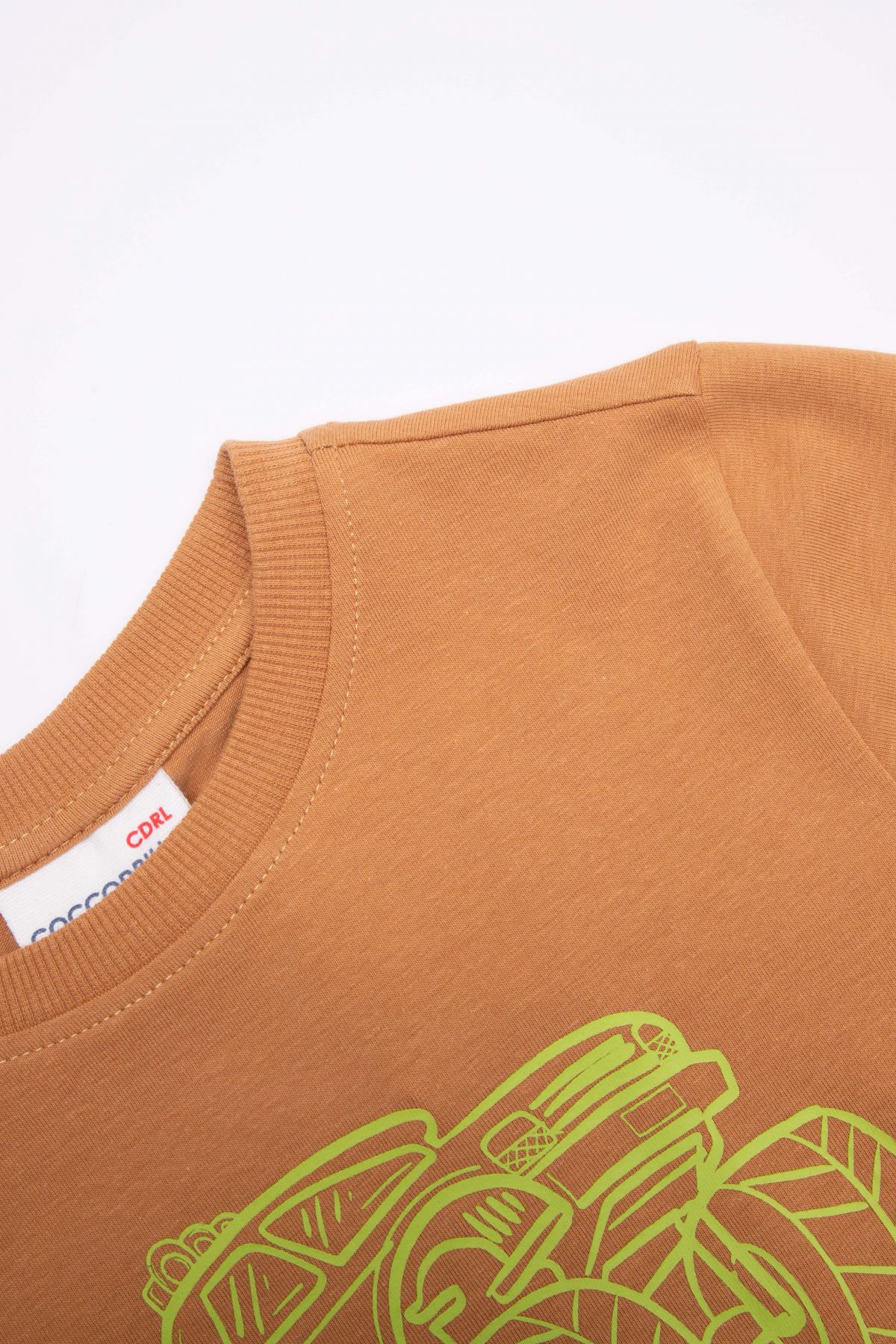 -49% T-shirt z krótkim rękawem brązowy z nadrukiem monster trucka
