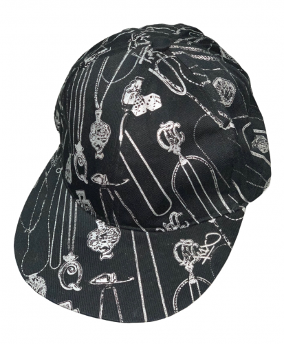 Черная кепка снепбек с белым оригинальным принтом  №7191
