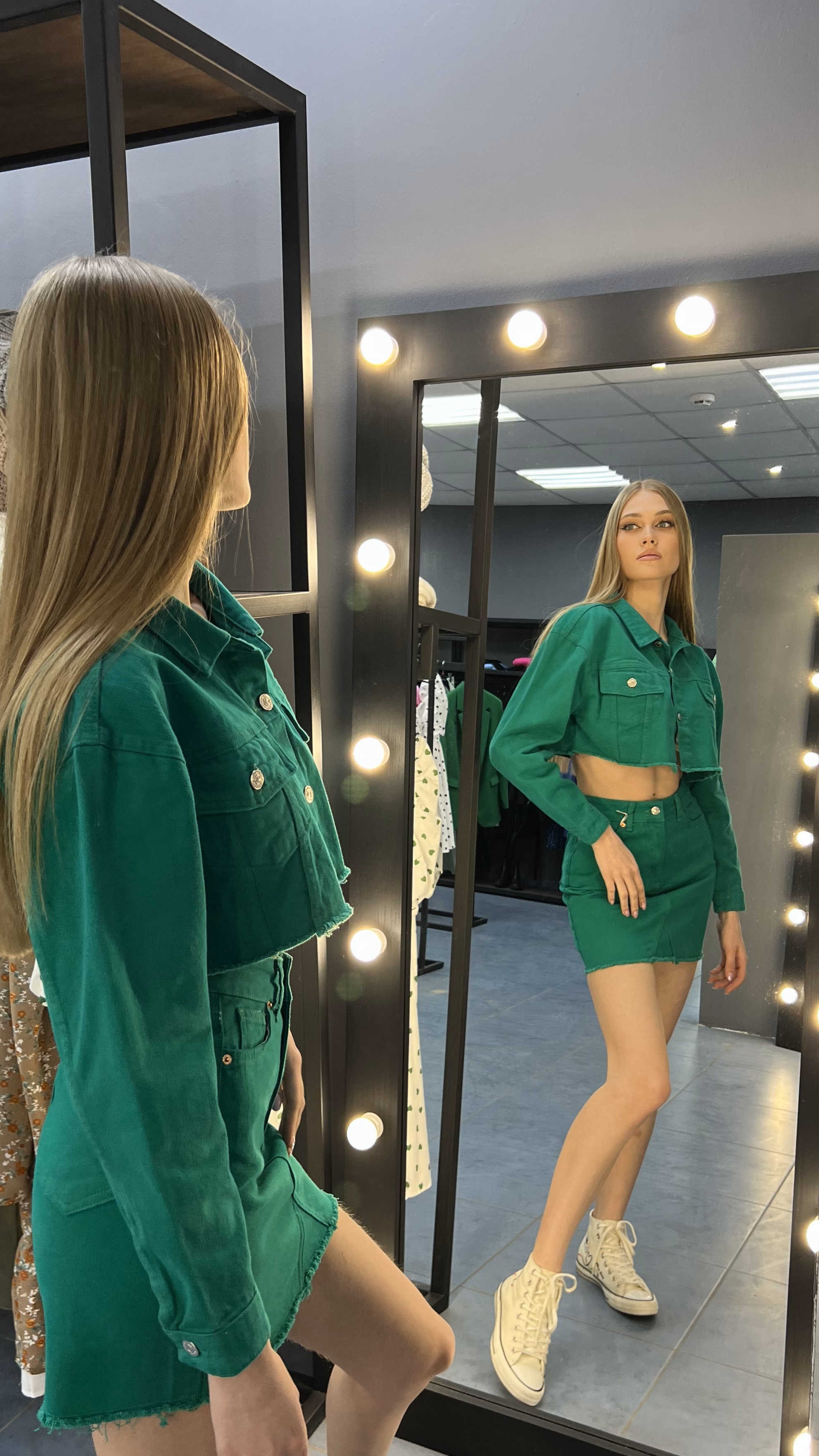 2599р4999рКомплект из джинсовой куртки и юбки, зеленый